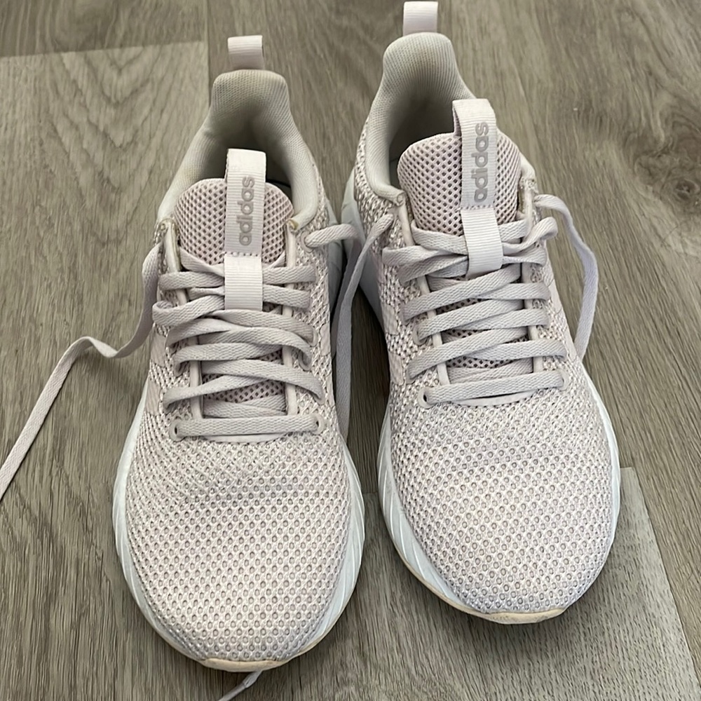 Adidas pink tennis shoes